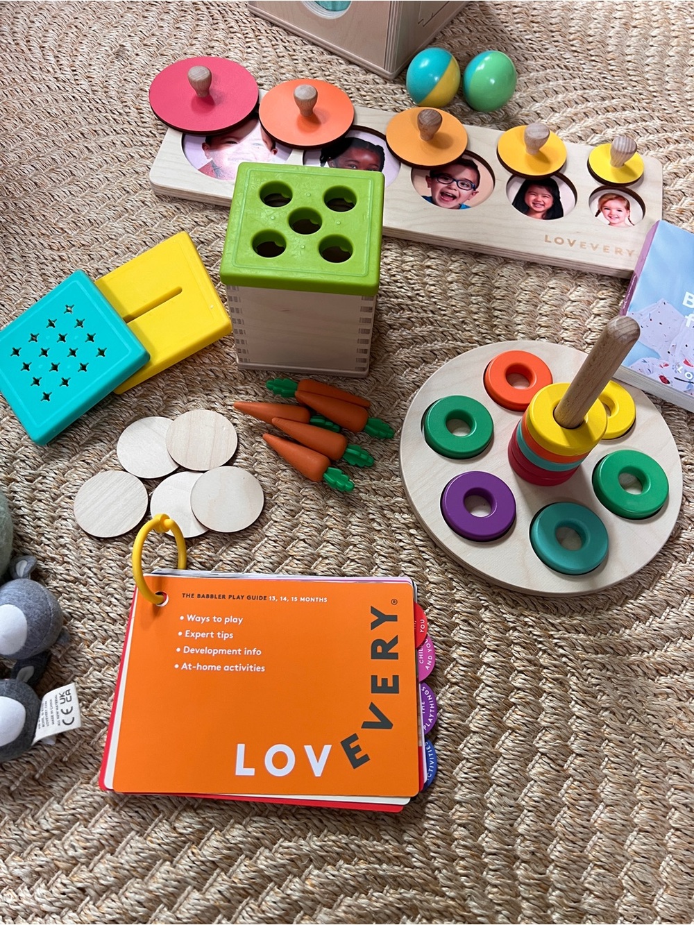 Lovevery 13-15M Kit - The Babbler Playkit - Picture 7 of 8